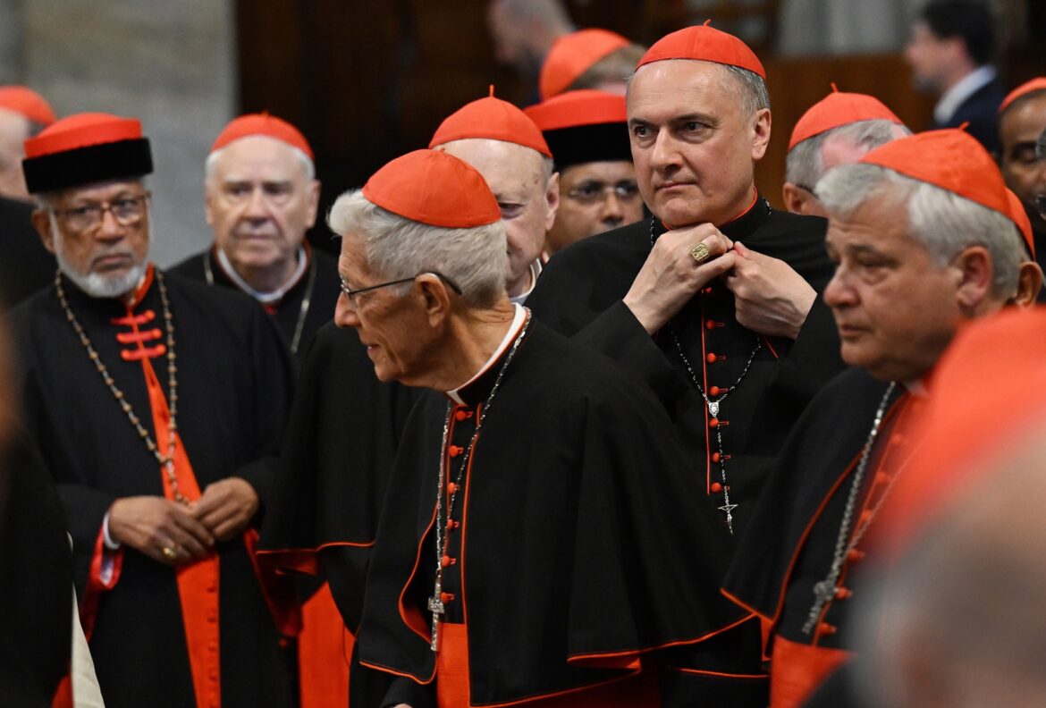 7 मई को शुरू करने के लिए पोप फ्रांसिस को बदलने के लिए कॉन्क्लेव, वेटिकन कहते हैं