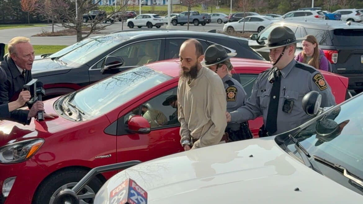 कोडी एलन बाल्मर कौन है? गॉव शापिरो के घर पर आगजनी के हमले का संदिग्ध अभियुक्त