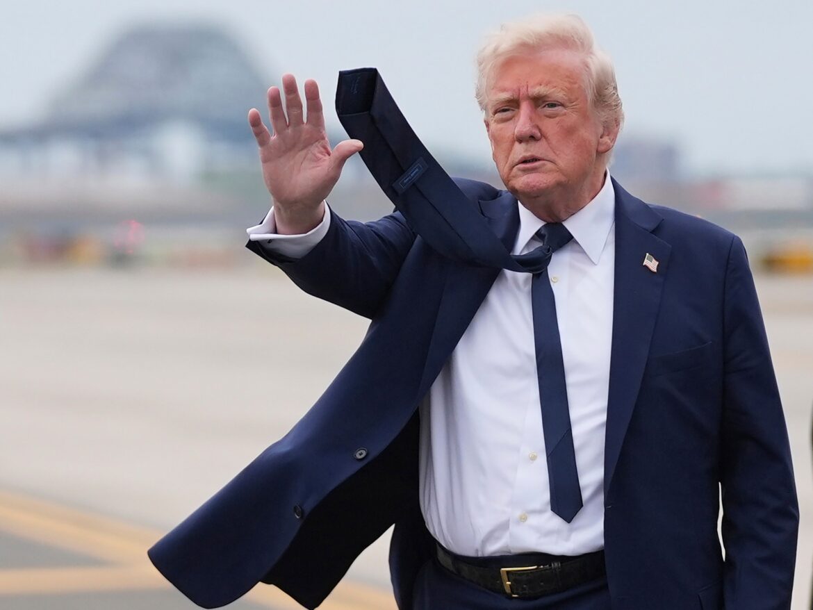 ट्रम्प का कहना है कि वह '2 सप्ताह या उससे कम' में रूस-यूक्रेन सौदा चाहते हैं