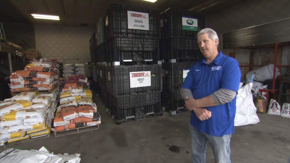 ट्रम्प टैरिफ: अमेरिकी किसान संघर्ष करते हैं जबकि झींगा आशाएं आशा देखते हैं