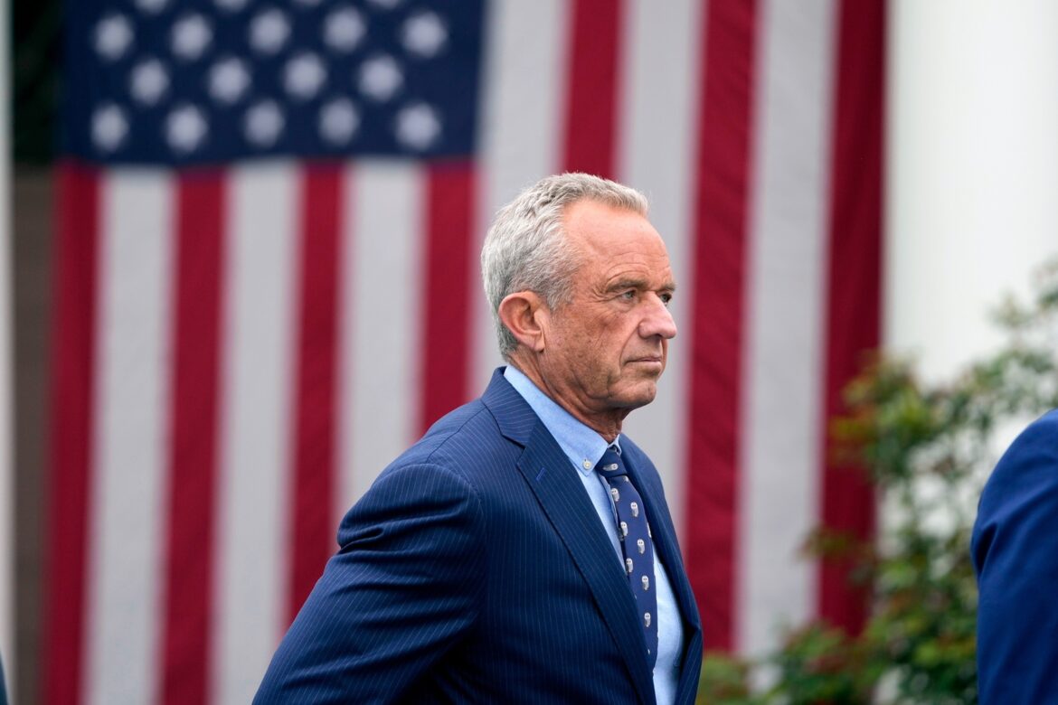 वैज्ञानिकों ने एनआईएच, एचएचएस, आरएफके जूनियर को अनुसंधान अनुदान की समाप्ति पर मुकदमा दायर किया