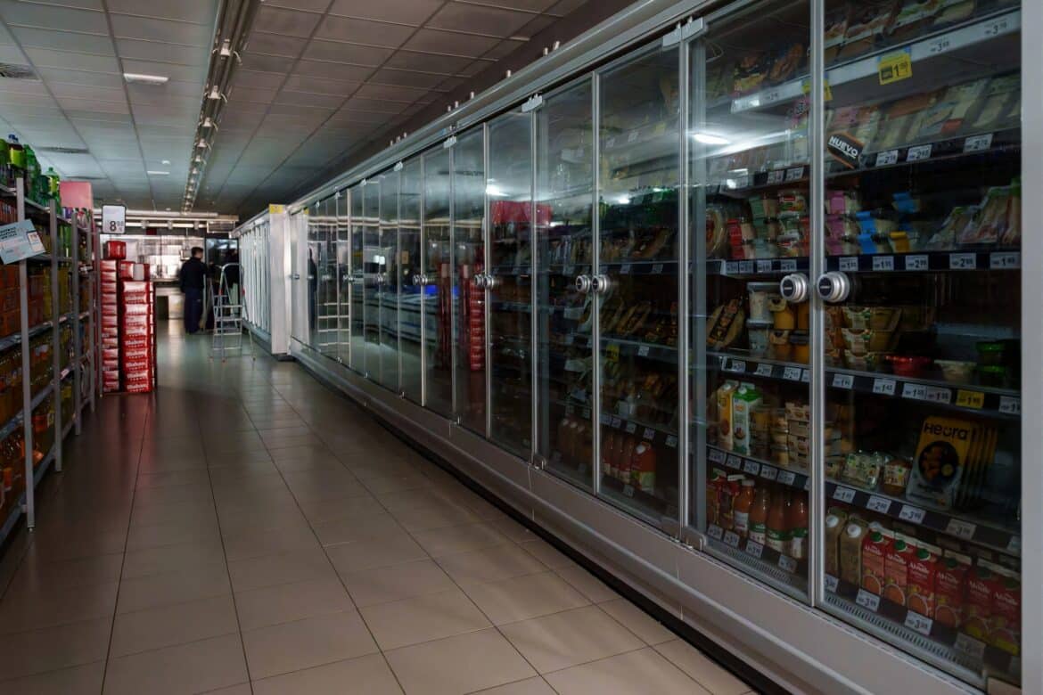 स्पेन, पुर्तगाल और फ्रांस के कुछ हिस्सों में आउटेज के रूप में लाखों बिजली, स्पेनिश अधिकारियों का कहना है