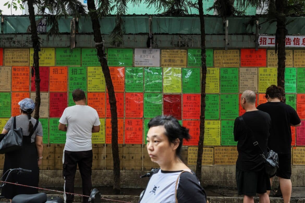 अमेरिका और चीन 90 दिनों के लिए पारस्परिक टैरिफ में कटौती करने के लिए सौदे की घोषणा करते हैं