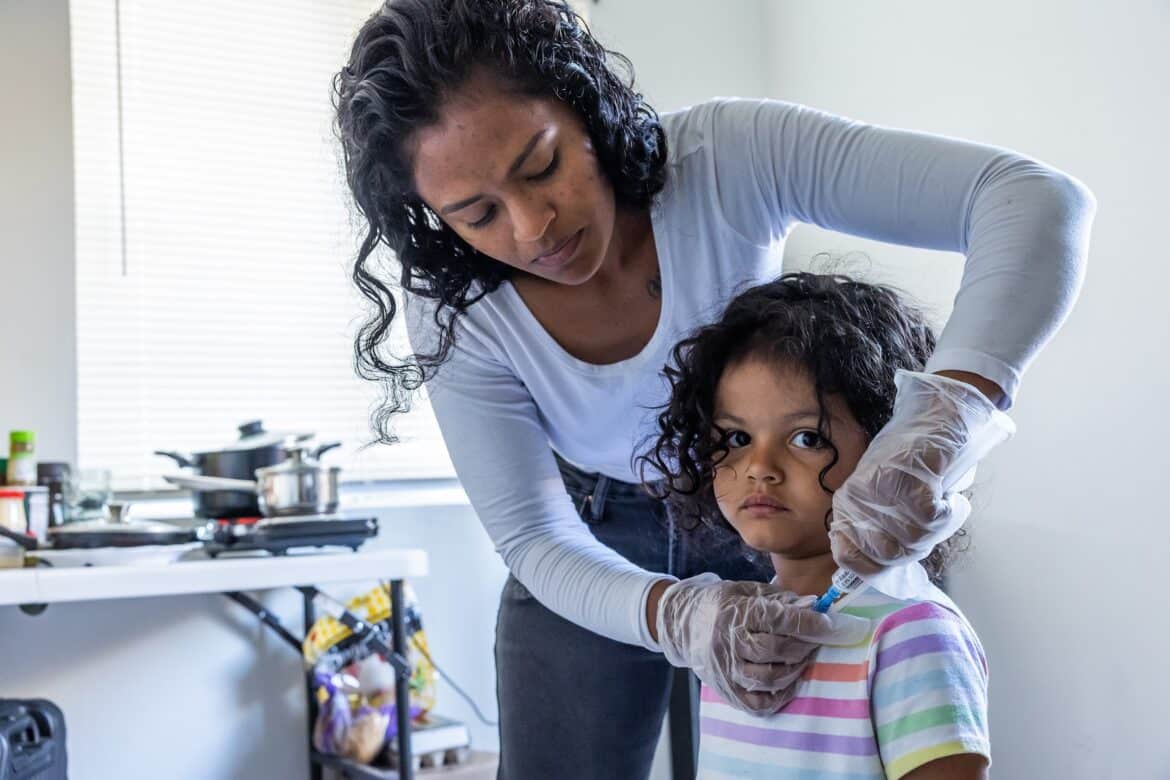 4-वर्षीय मेक्सिको से 'लाइफसेविंग मेडिकल ट्रीटमेंट' प्राप्त करना अमेरिका में रह सकता है: वकील