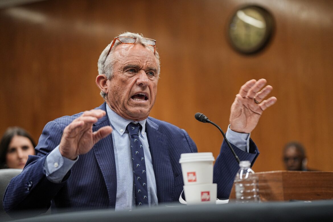 RFK जूनियर सीडीसी की वैक्सीन सलाहकार समिति के लिए 8 नए सदस्यों को नियुक्त करता है, जिसमें शॉट्स के कुछ आलोचक भी शामिल हैं