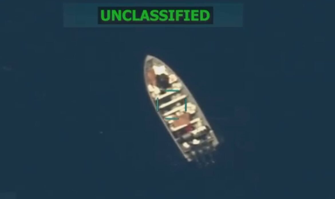 संयुक्त राष्ट्र ने अमेरिका पर कैरेबियाई और प्रशांत क्षेत्र में नौकाओं पर घातक हवाई हमले करके अंतरराष्ट्रीय कानून का उल्लंघन करने का आरोप लगाया है