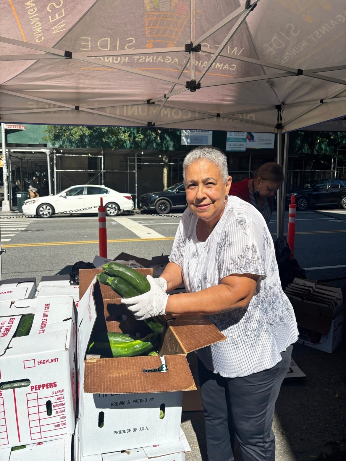 कुछ एसएनएपी प्राप्तकर्ताओं का कहना है कि लाभ में रुकावट के बीच उन्हें किराए और भोजन के बीच चयन करना होगा