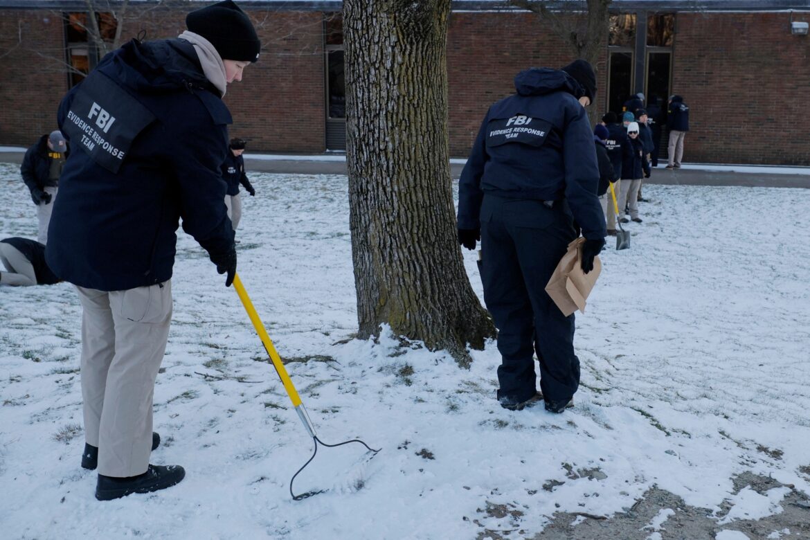 ब्राउन मास शूटिंग और एमआईटी प्रोफेसर हत्या जुड़े हो सकते हैं: सूत्र