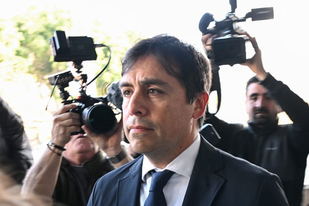 मैथ्यू पेरी के घातक केटामाइन ओवरडोज़ के मामले में डॉक्टर को 30 महीने जेल की सज़ा सुनाई गई