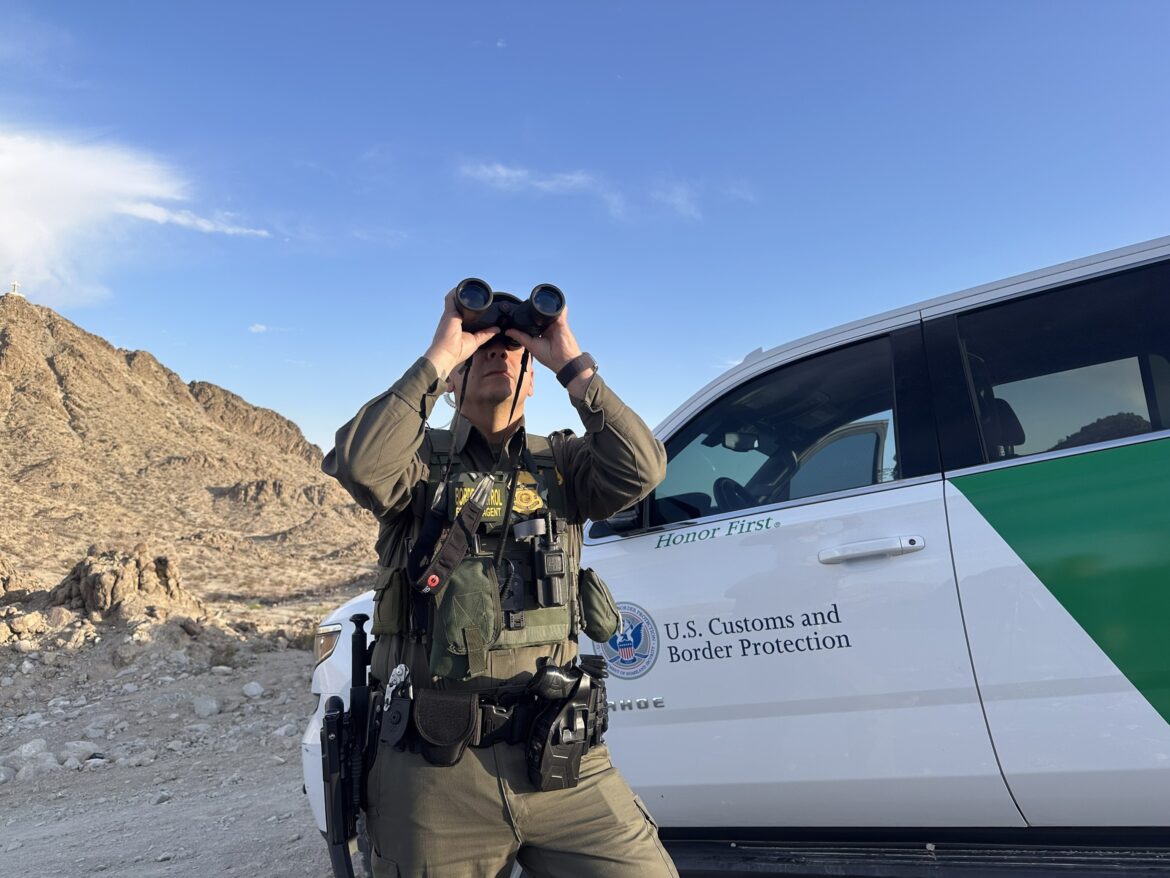 अमेरिका ने 50 वर्षों में पहली बार 2025 में नकारात्मक शुद्ध प्रवासन का अनुभव किया: रिपोर्ट