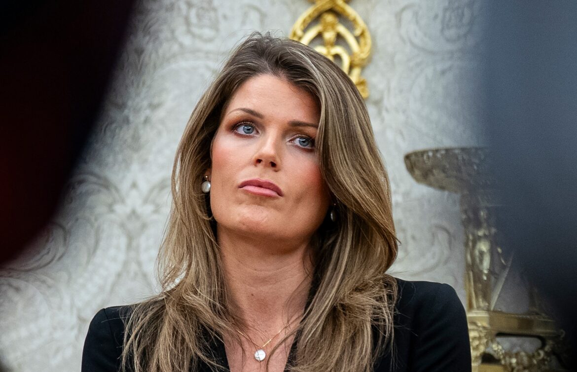 वर्जीनिया में संघीय अभियोजक को बर्खास्त कर दिया गया, वह कोमी पर मुकदमा चलाने को तैयार नहीं था: सूत्र