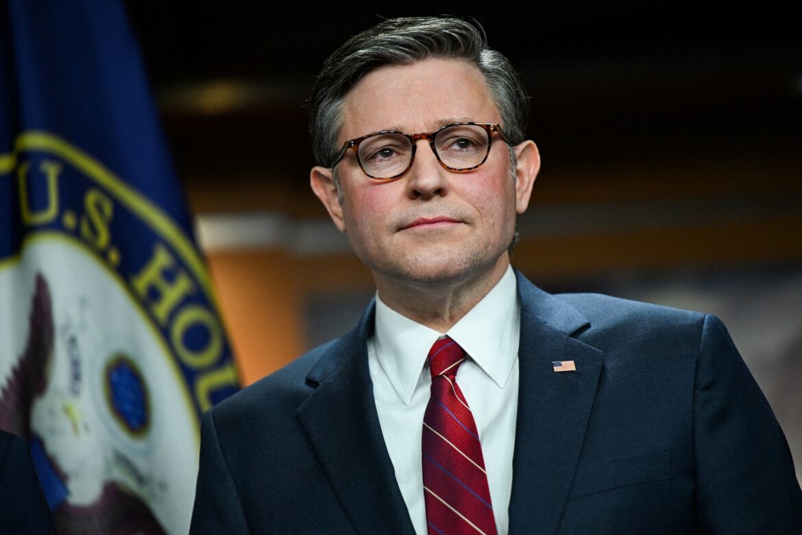 आईसीई प्रतिबंधों पर टकराव के बीच आंशिक सरकारी शटडाउन को समाप्त करने के लिए अग्रिम फंडिंग पैकेज के लिए सदन ने मतदान किया