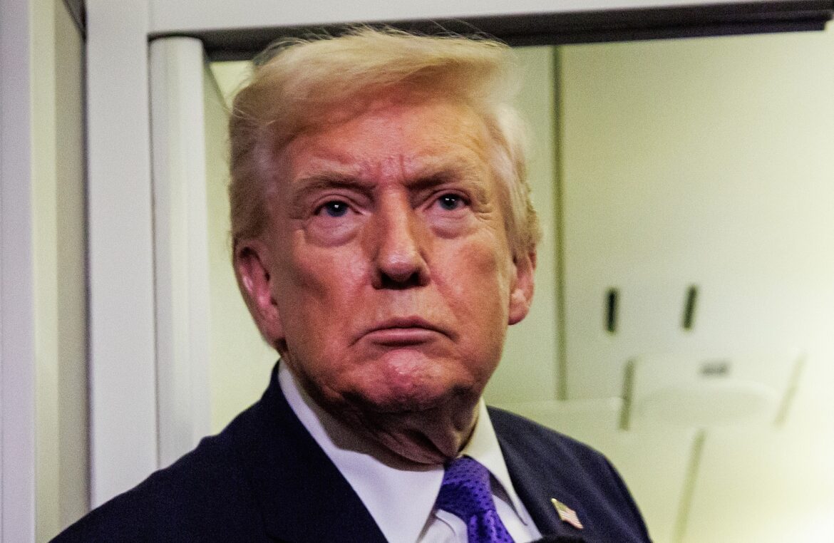 ट्रंप ने बैड बनी के सुपर बाउल हाफटाइम शो को 'हमारे देश के चेहरे पर तमाचा' बताया