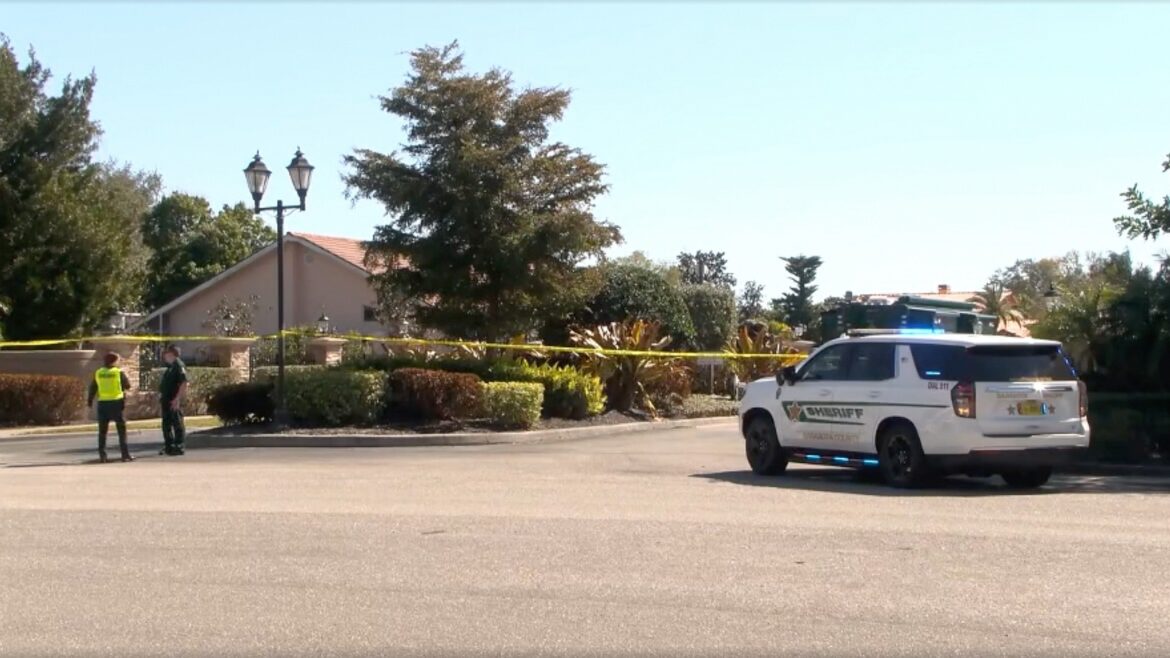 फ्लोरिडा में दो घरों में छह लोगों की हत्या करने का संदेह व्यक्ति पर है: अधिकारी
